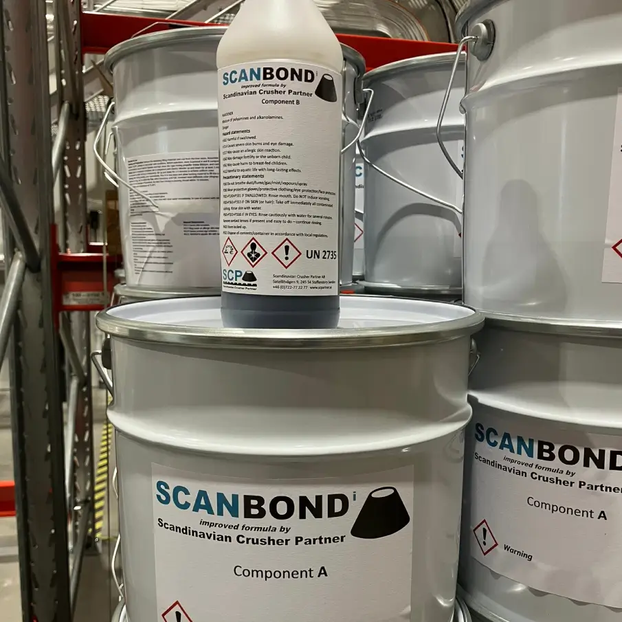 En behållare med Scanbond gjutmassa